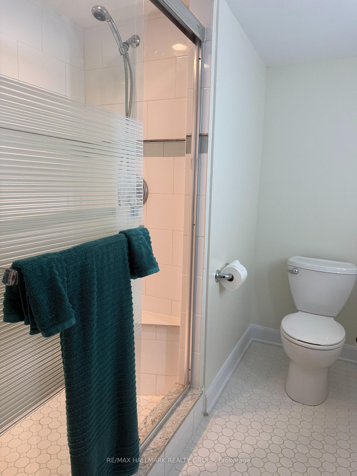 2692 Colman Street • Ottawa, ON photo 36