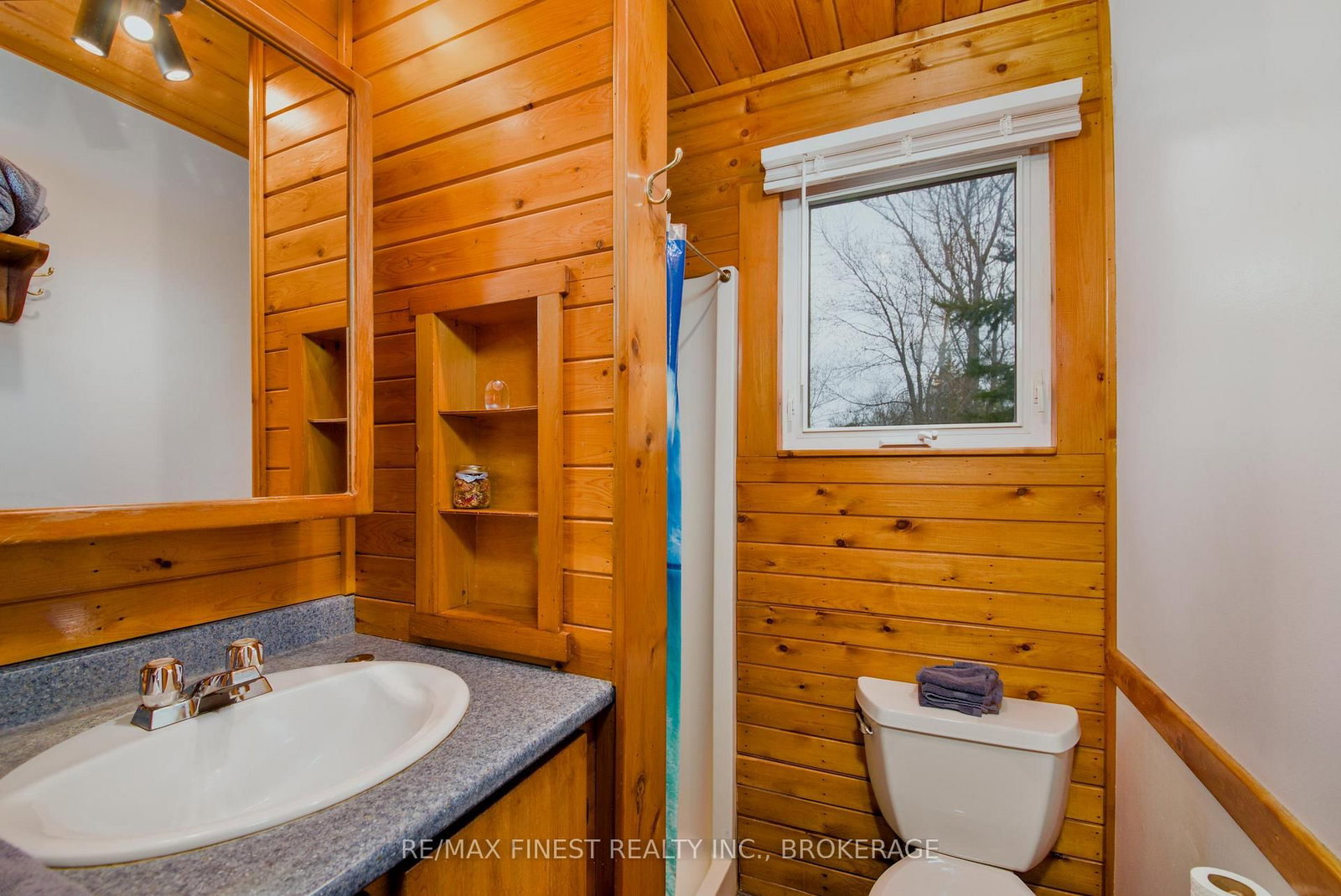 10930 Front Road • Stella, ON photo 16