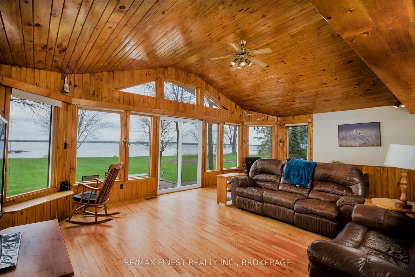 10930 Front Road • Stella, ON photo 8
