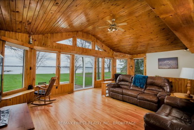 10930 Front Road • Stella, ON photo 8
