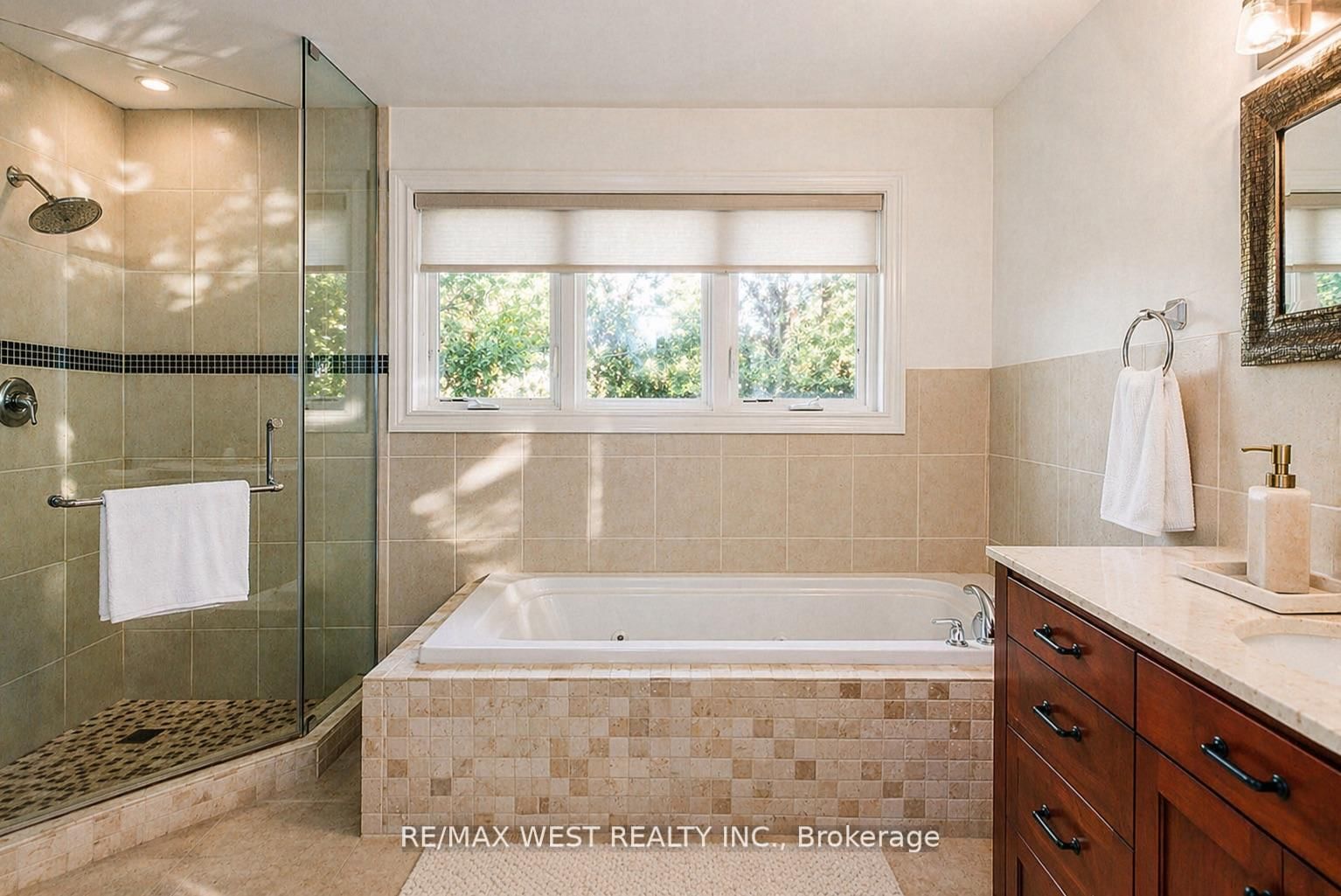 26 Hostein Drive • Hamilton, ON photo 25