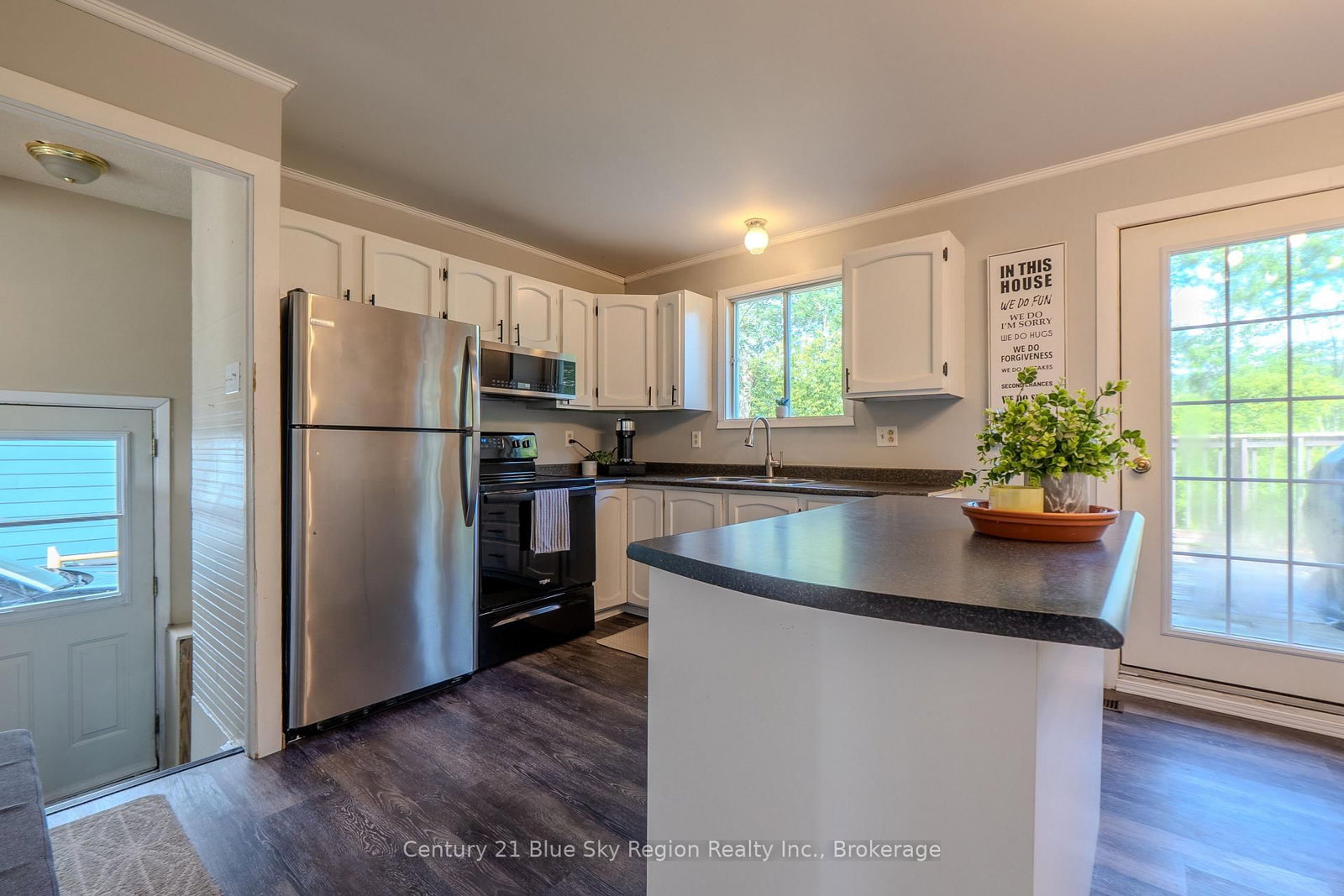 980 Lily Street • Mattawa, ON photo 11
