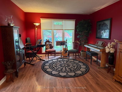 68 Midale Crescent • London North, ON photo 5