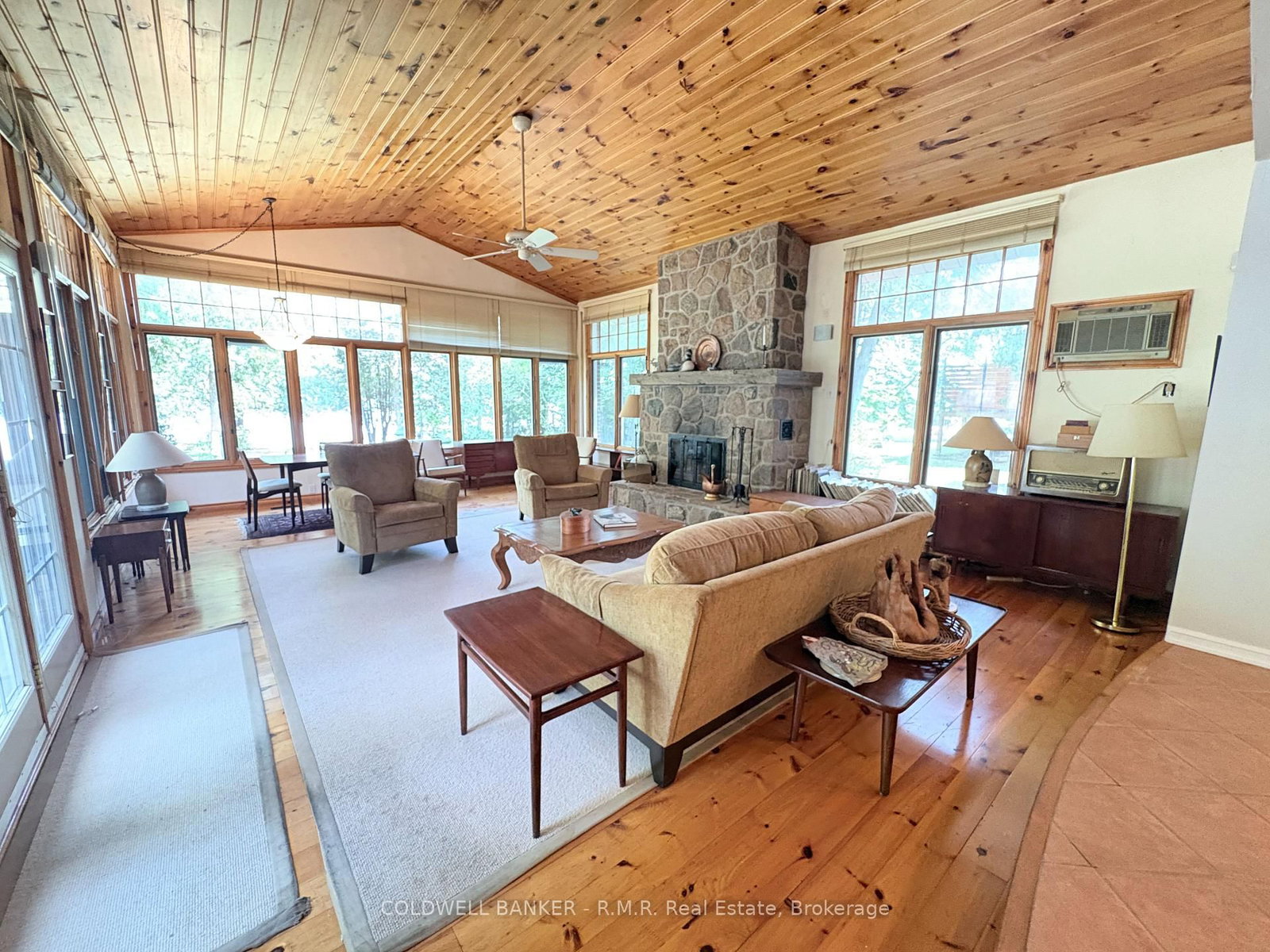60 Pinewood Boulevard • Kawartha Lakes, ON photo 11