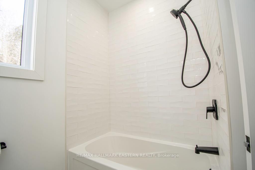 11 Maplewood Court • Trent Lakes, ON photo 25