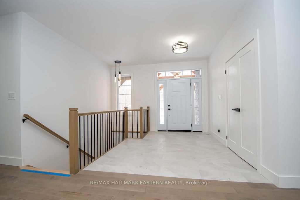 11 Maplewood Court • Trent Lakes, ON photo 4
