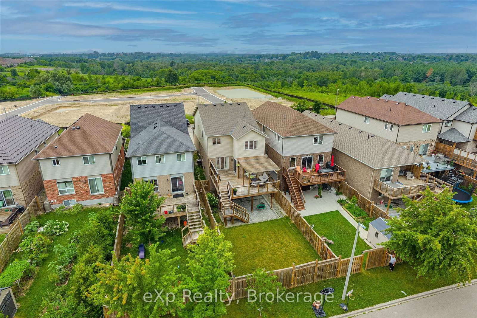 43 Goldenview Drive • Guelph, ON photo 38