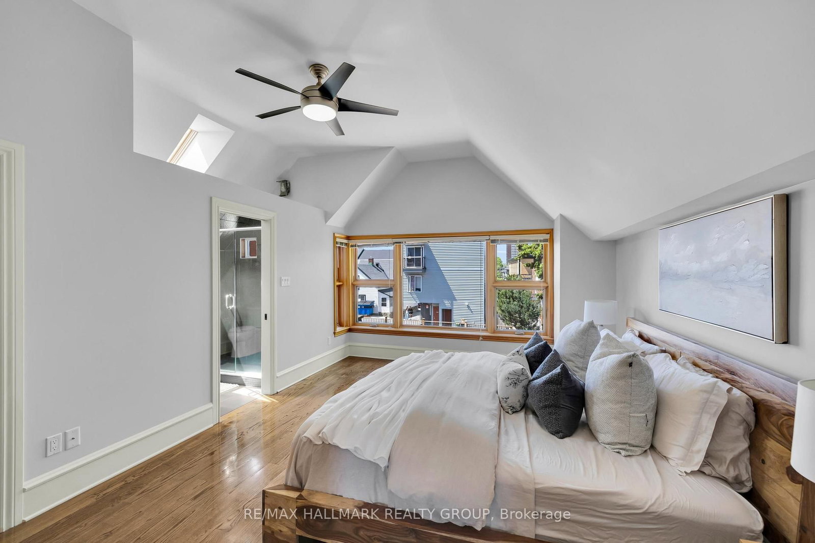 376 Winona Avenue • Ottawa, ON photo 15