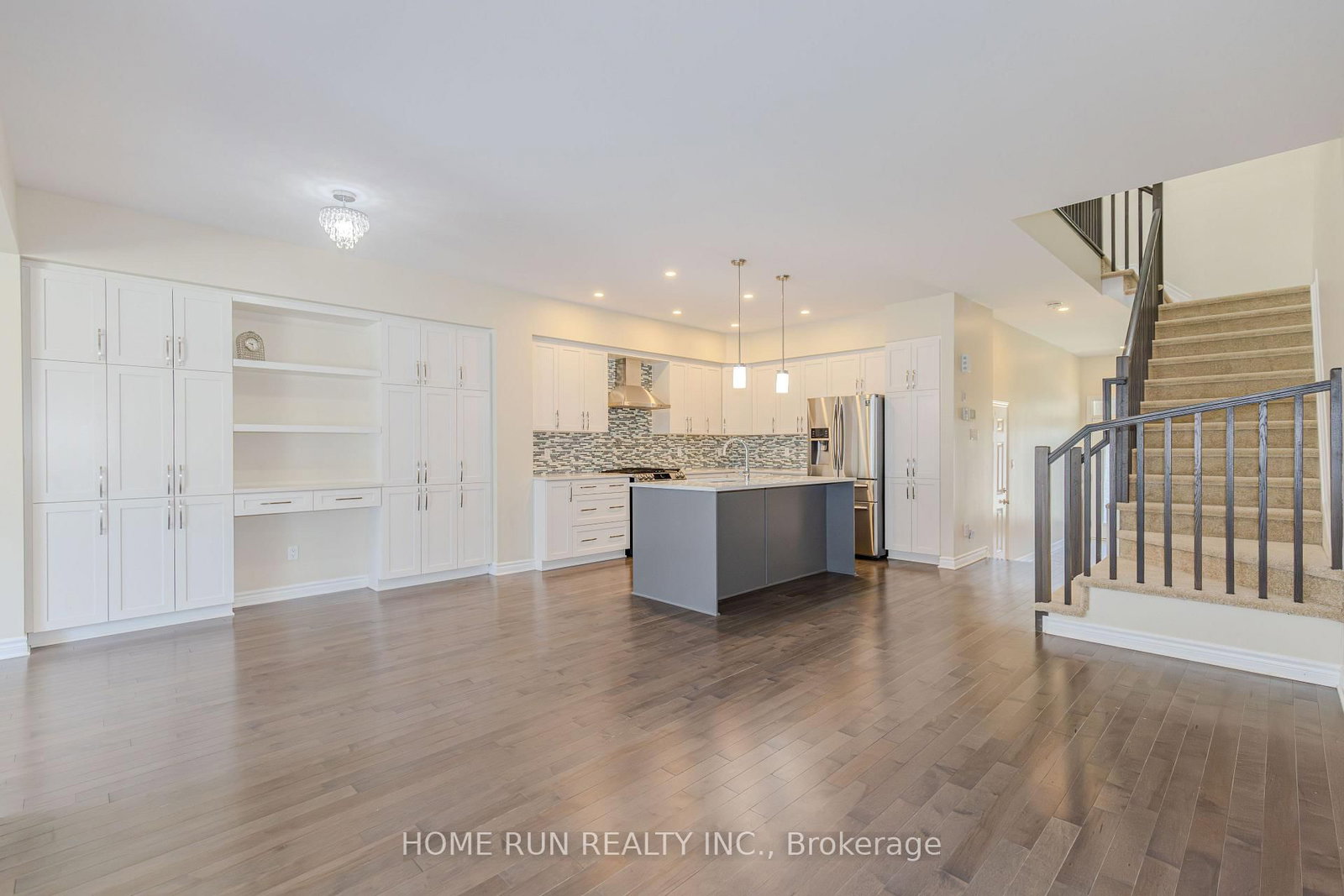 785 Cairn Crescent • Ottawa, ON photo 20