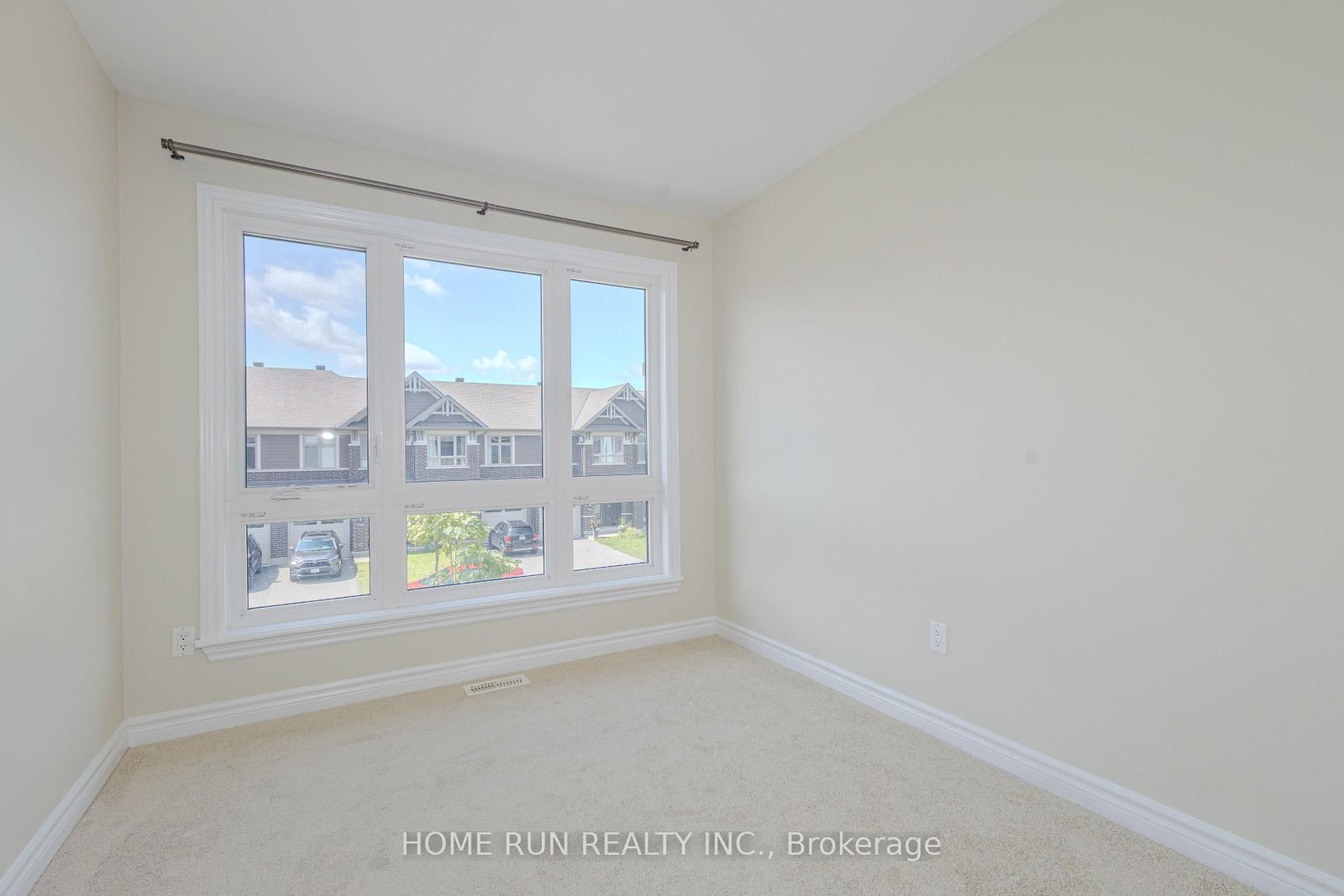 785 Cairn Crescent • Ottawa, ON photo 39