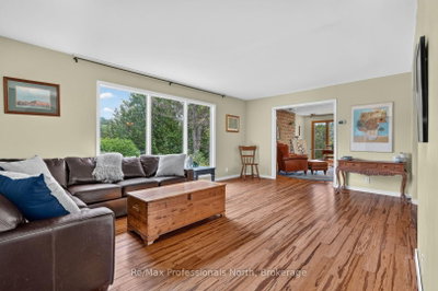 168 Albert Street N • Strong, ON photo 8