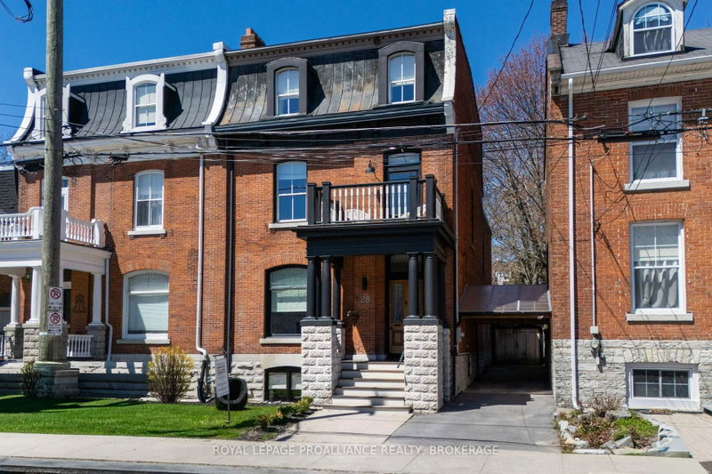 28 Wellington St, Kingston, Ontario