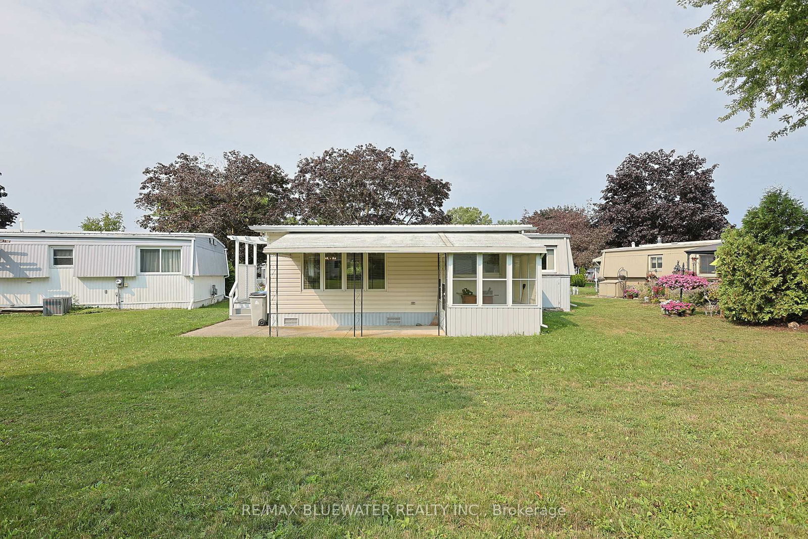 254 Highland Springs • South Huron, ON photo 31