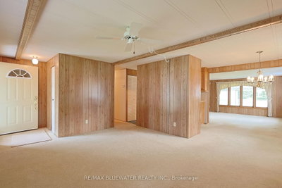 254 Highland Springs • South Huron, ON photo 5
