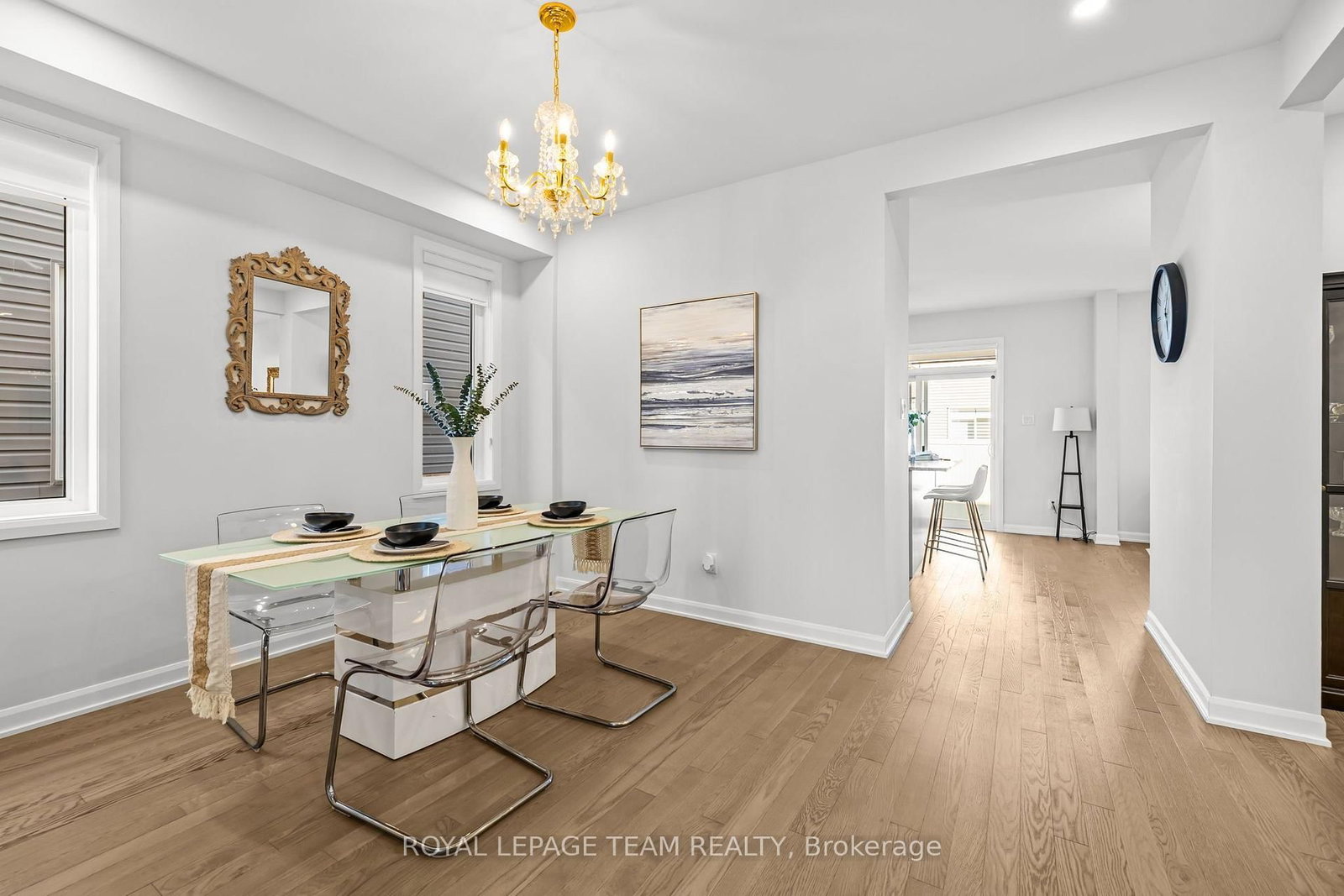 70 Ralph Erfle Way • Ottawa, ON photo 12