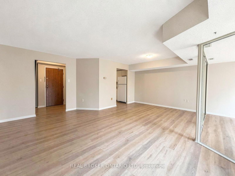 315 - 521 Riverside Drive