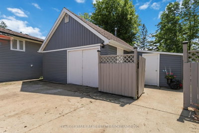 27 DENGATE Crescent • London East, ON photo 6