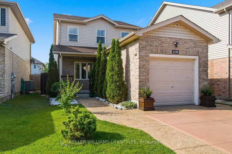 1135 Kimball Crescent