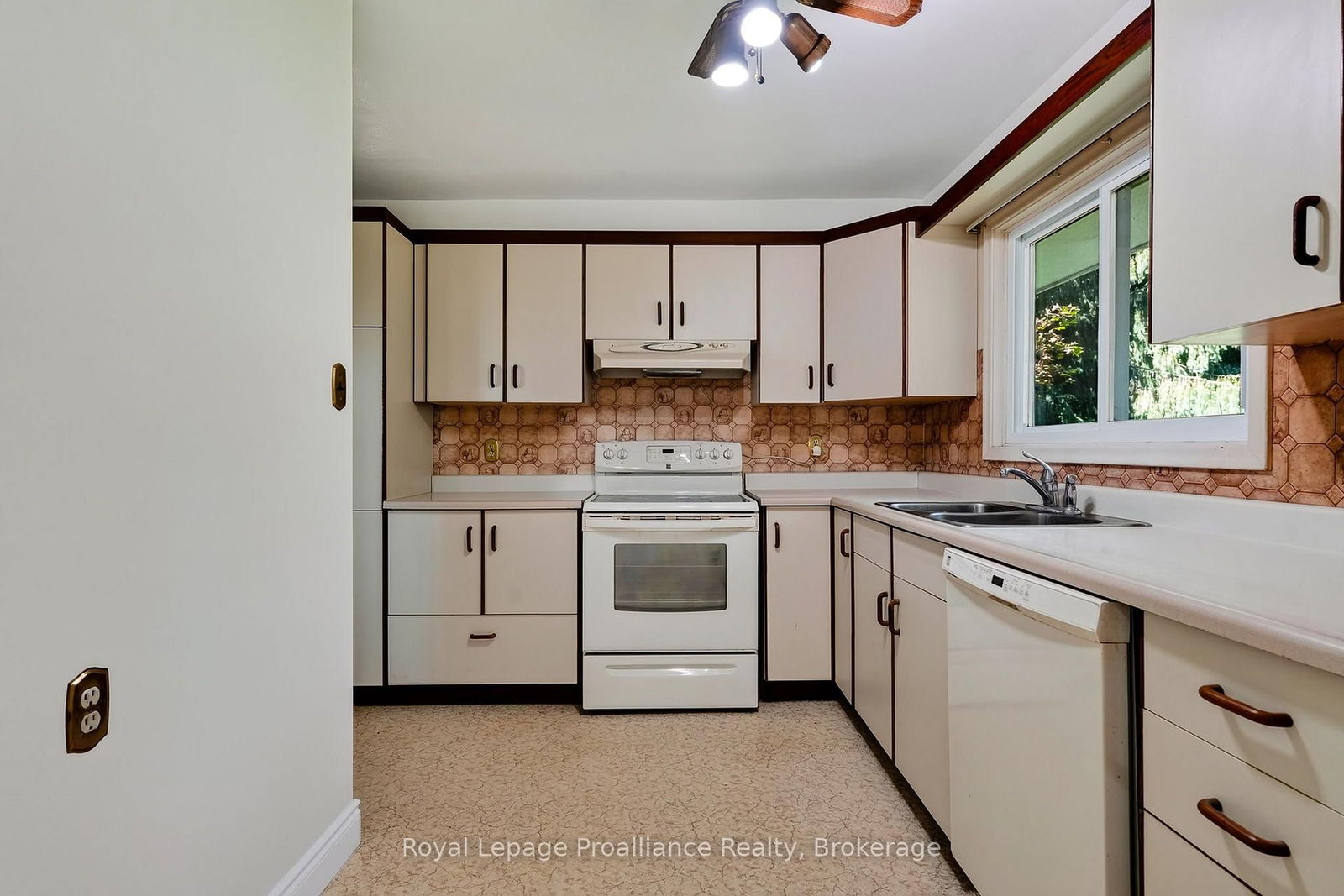 10132 County Rd 2 • Alnwick/Haldimand, ON photo 21