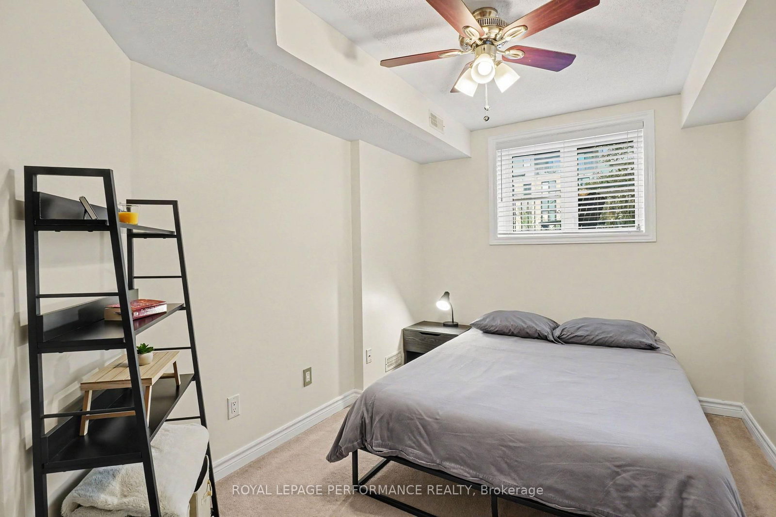 269A Titanium Private • Ottawa, ON photo 13