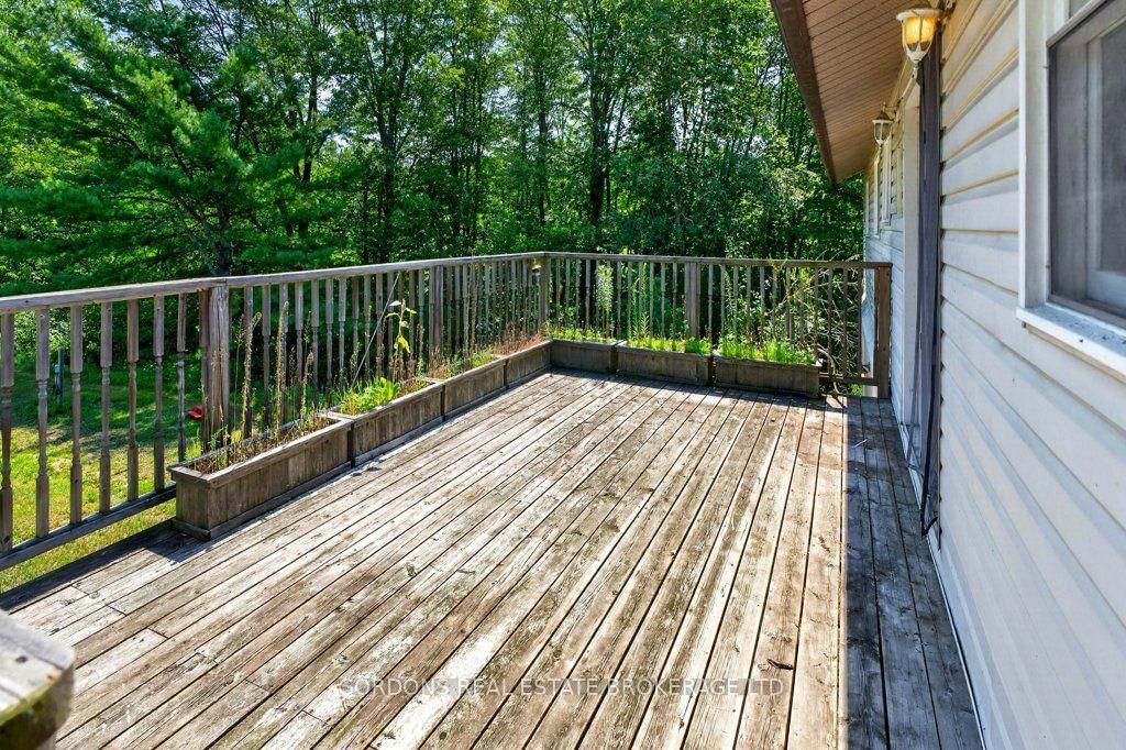 11703 Highway 41 • Kaladar, ON photo 10