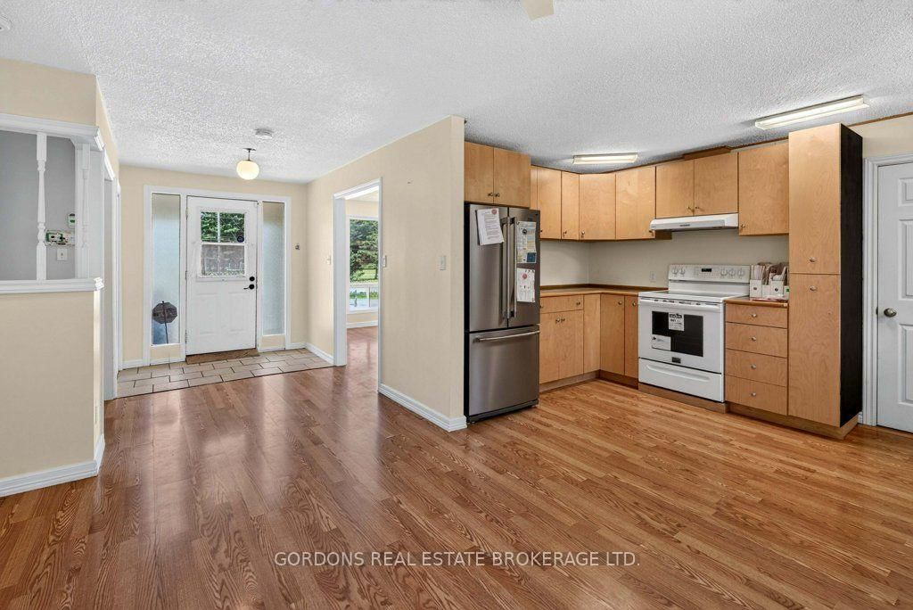 11703 Highway 41 • Kaladar, ON photo 24