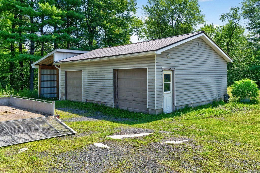 11703 Highway 41 • Kaladar, ON photo 6