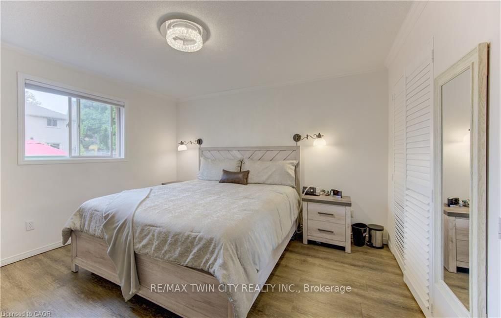 49 KING WILLIAM Street • Brant, ON photo 16