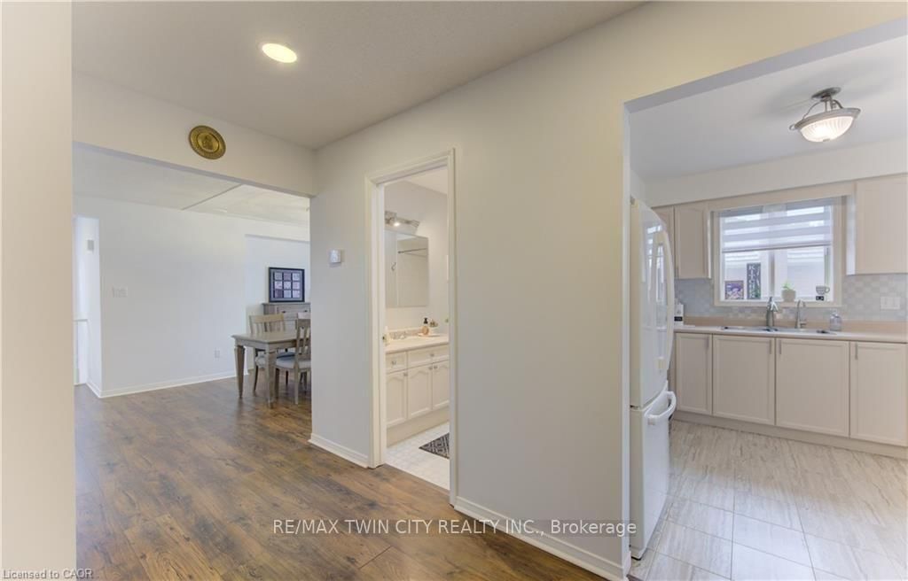 49 KING WILLIAM Street • Brant, ON photo 19