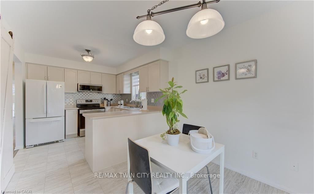 49 KING WILLIAM Street • Brant, ON photo 24