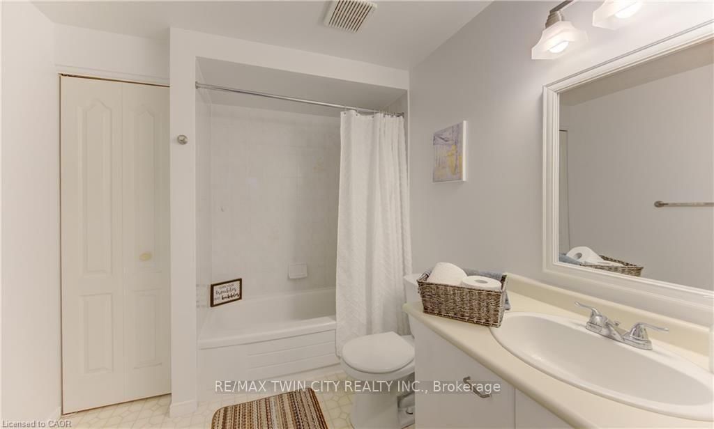49 KING WILLIAM Street • Brant, ON photo 30