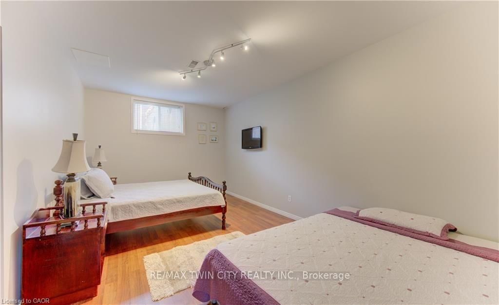 49 KING WILLIAM Street • Brant, ON photo 31