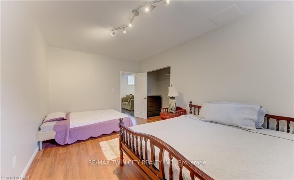 49 KING WILLIAM Street • Brant, ON photo 32