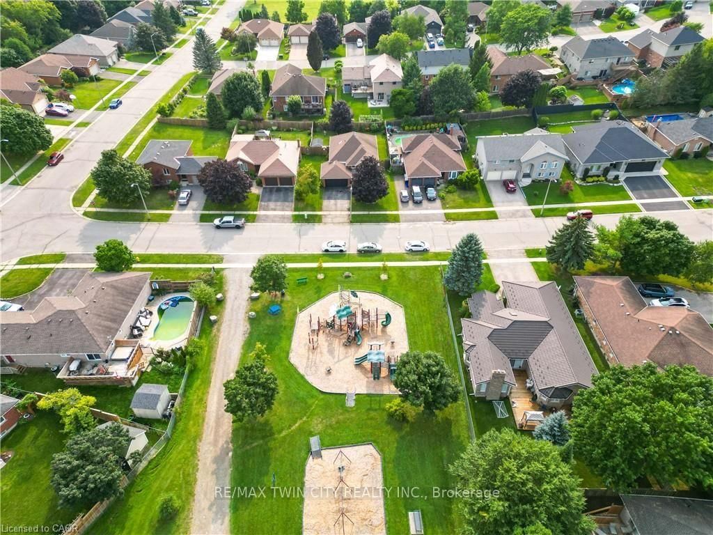 49 KING WILLIAM Street • Brant, ON photo 4