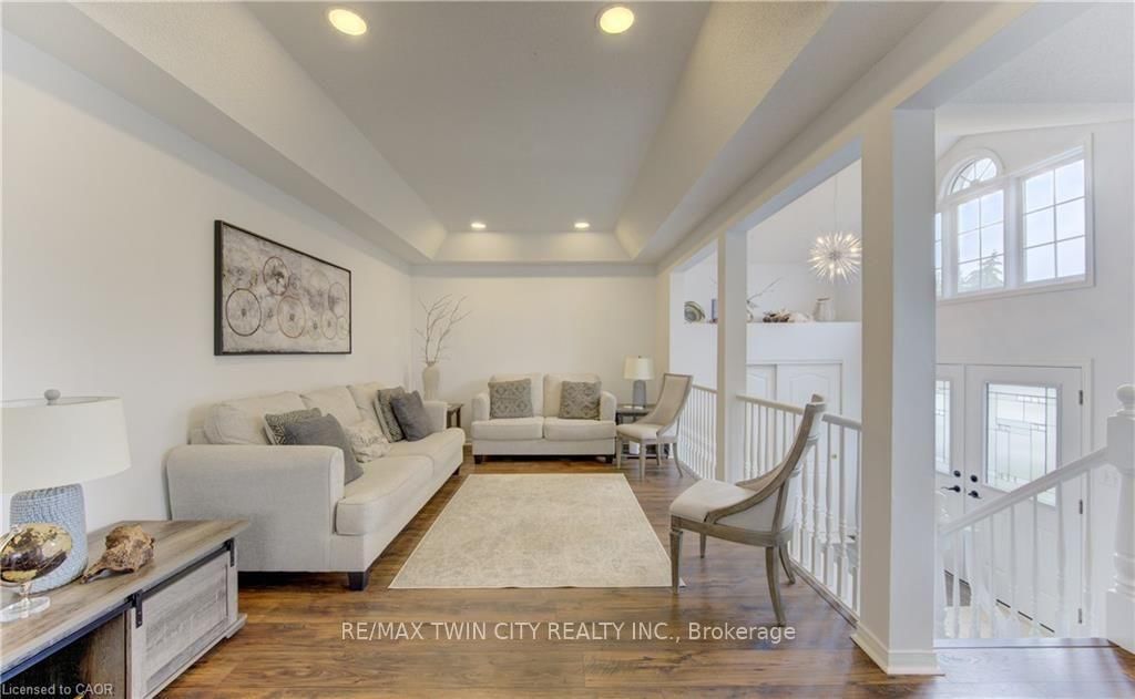 49 KING WILLIAM Street • Brant, ON photo 8