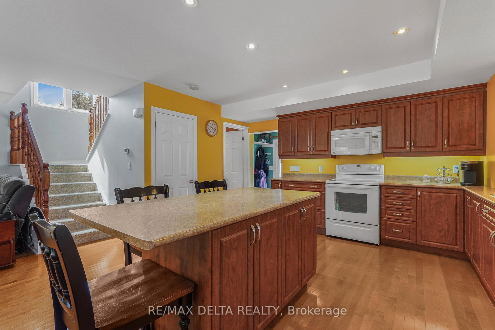 2567 Cleroux Crescent • Ottawa, ON photo 10