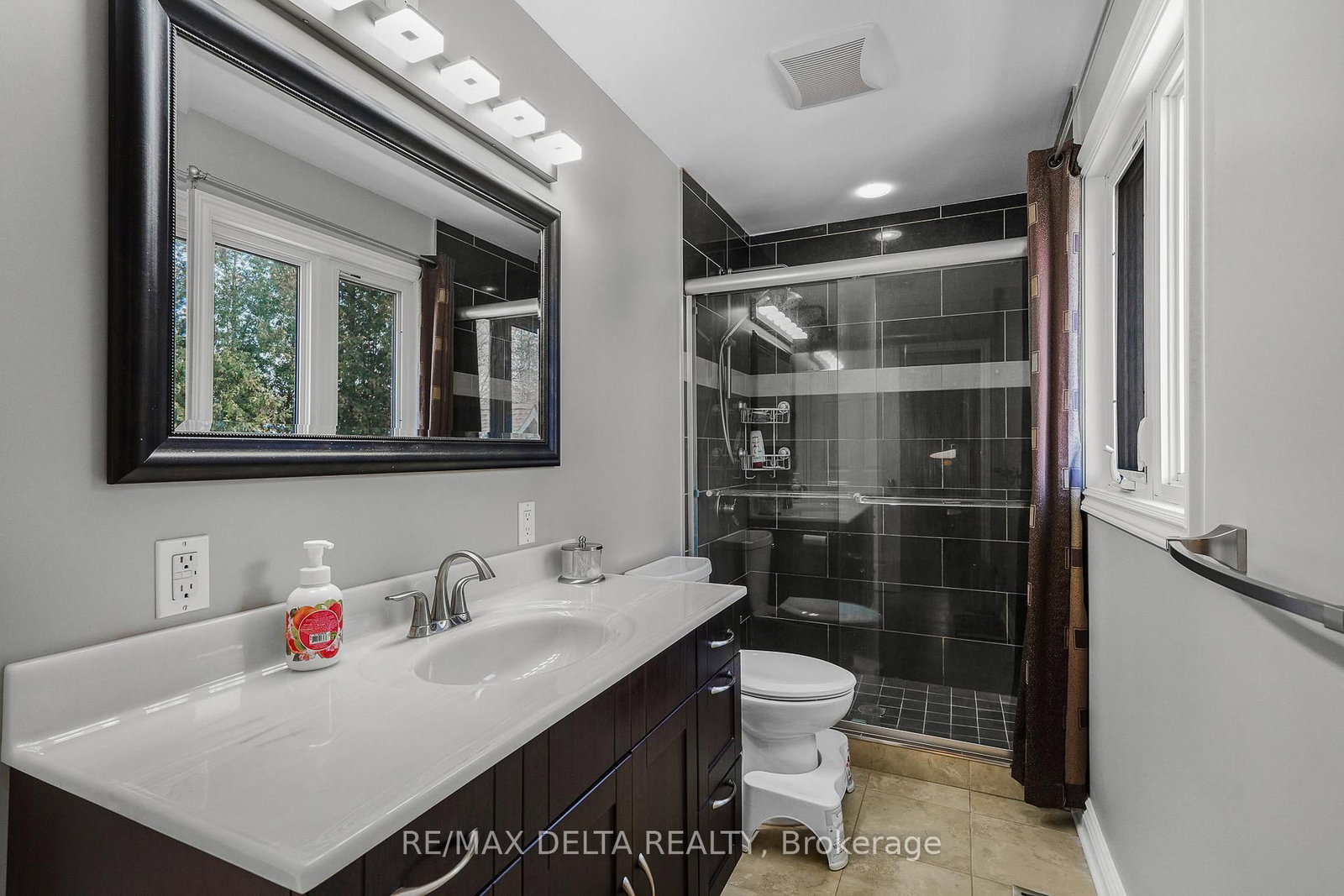 2567 Cleroux Crescent • Ottawa, ON photo 21
