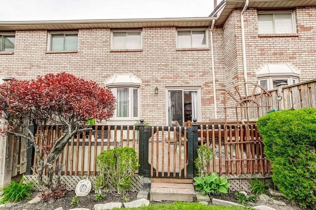 391 STONE CHURCH Road E • #22 • Hamilton, ON photo 36