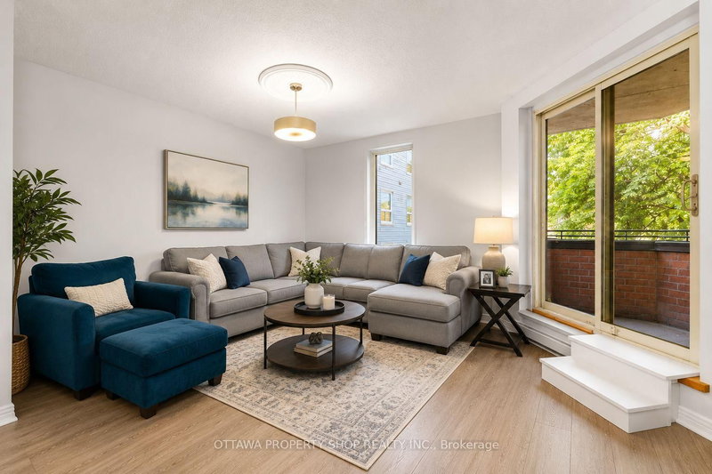 204 - 800 Mckellar Avenue