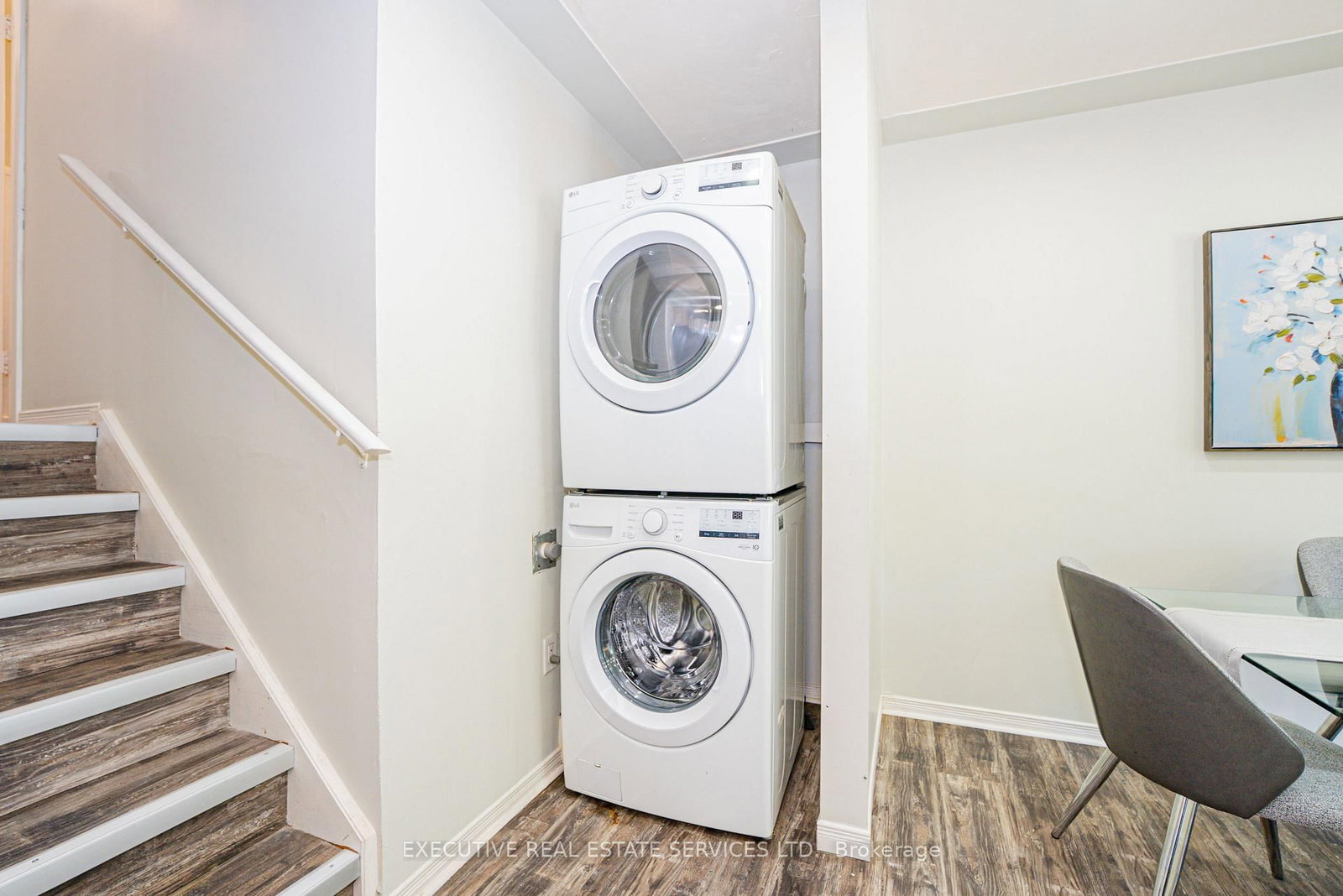 77 Overlea Drive • Kitchener, ON photo 16