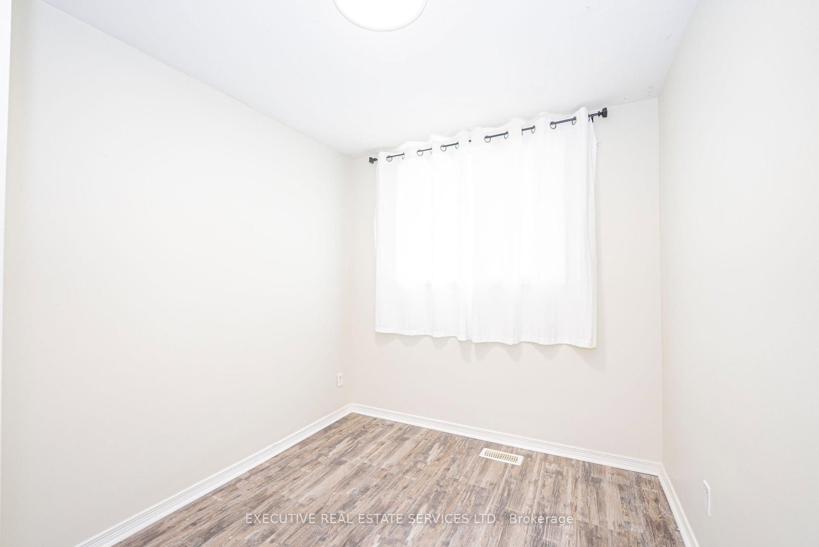 77 Overlea Drive • Kitchener, ON photo 25