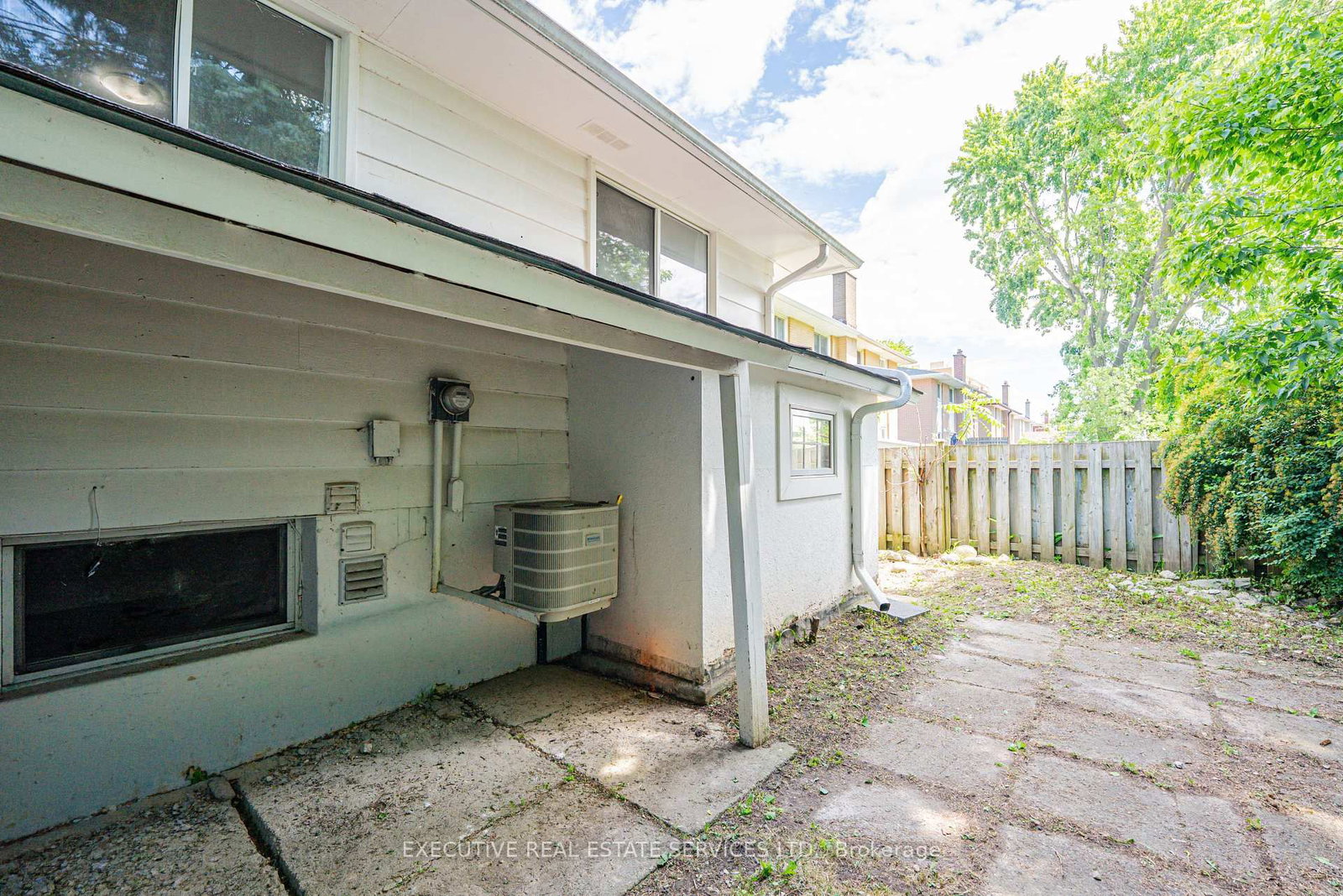 77 Overlea Drive • Kitchener, ON photo 39