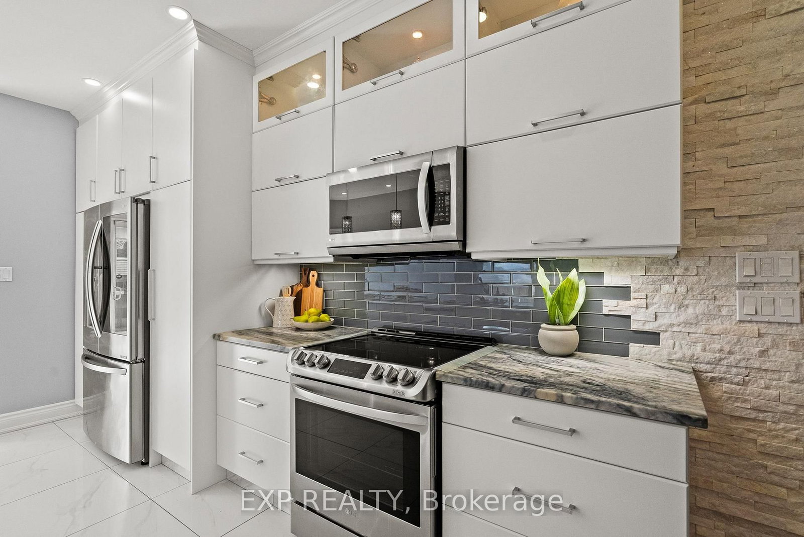 112 Redcliff Avenue • Ottawa, ON photo 19