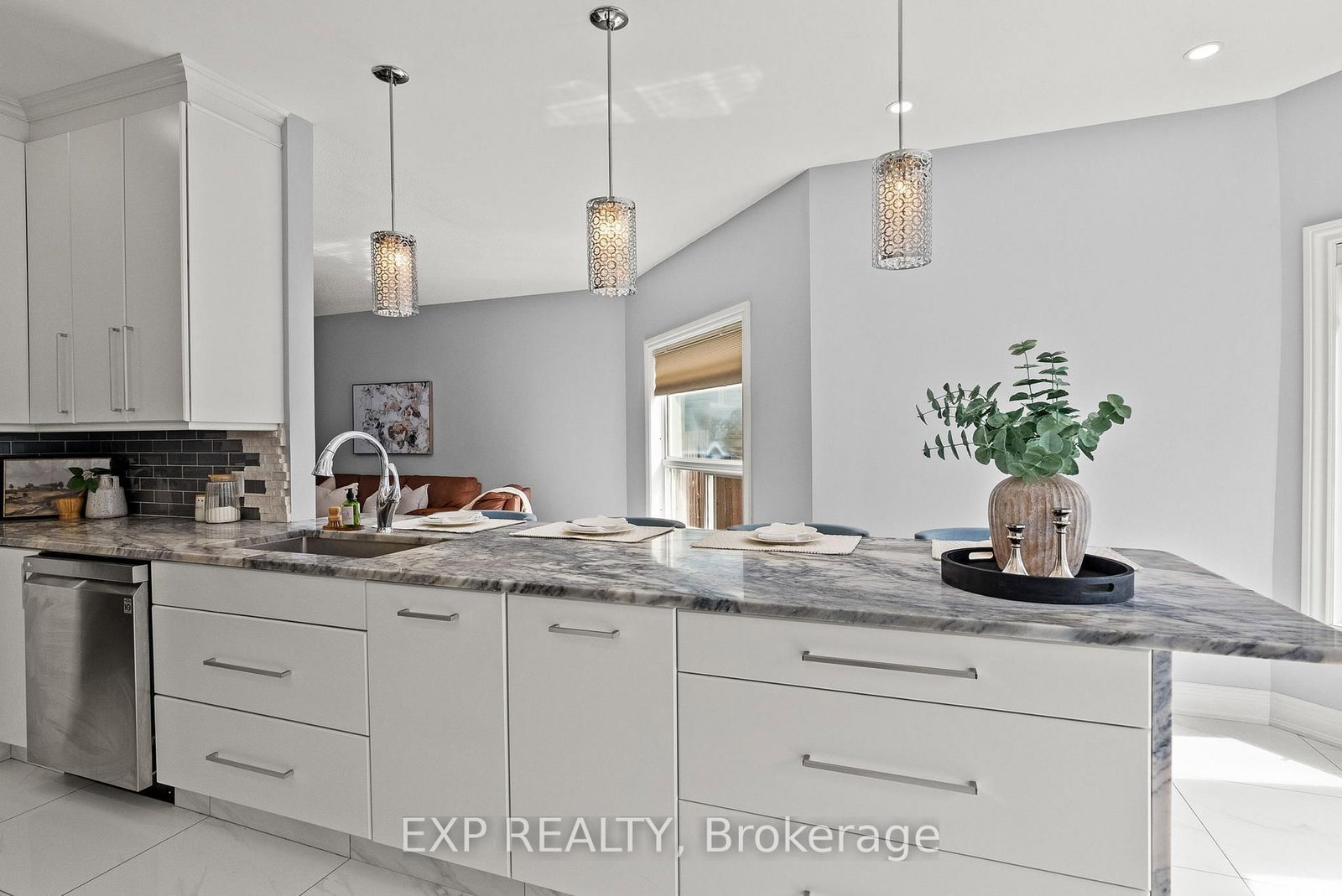 112 Redcliff Avenue • Ottawa, ON photo 20