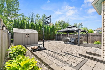 112 Redcliff Avenue • Ottawa, ON photo 3