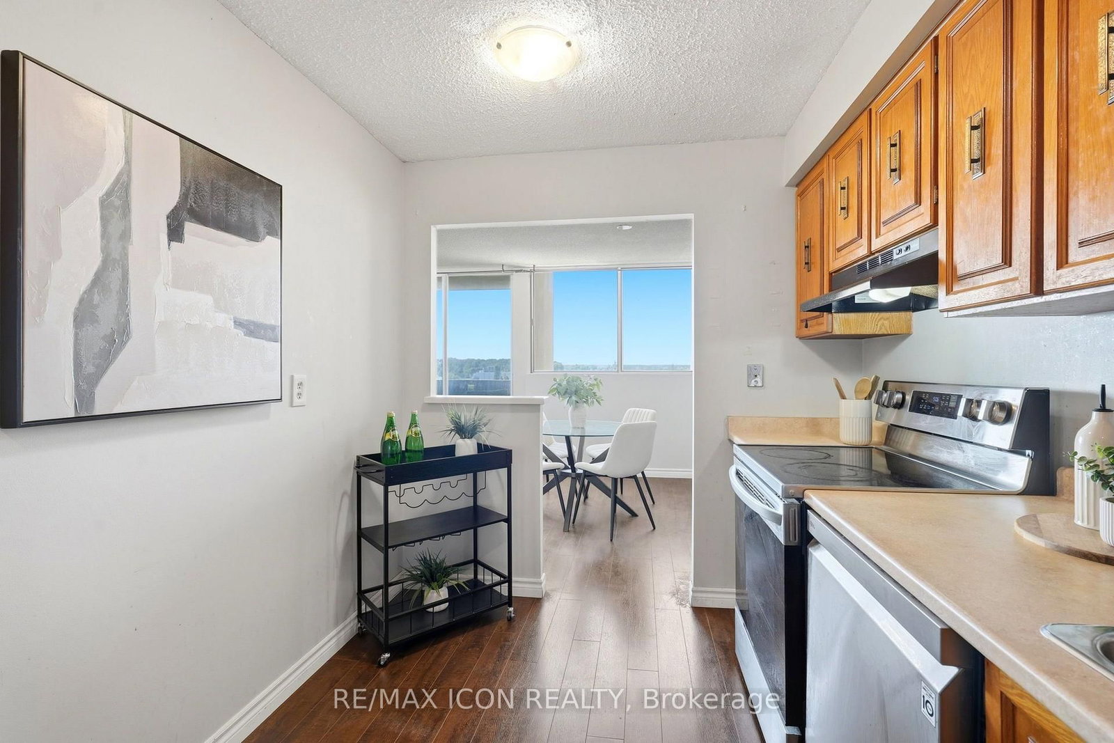 375 King Street N • #708 • Waterloo, ON photo 8