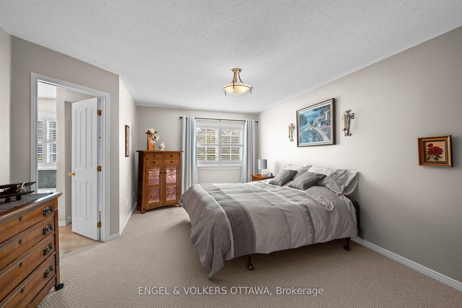 48 Fieldberry Private • Ottawa, ON photo 16