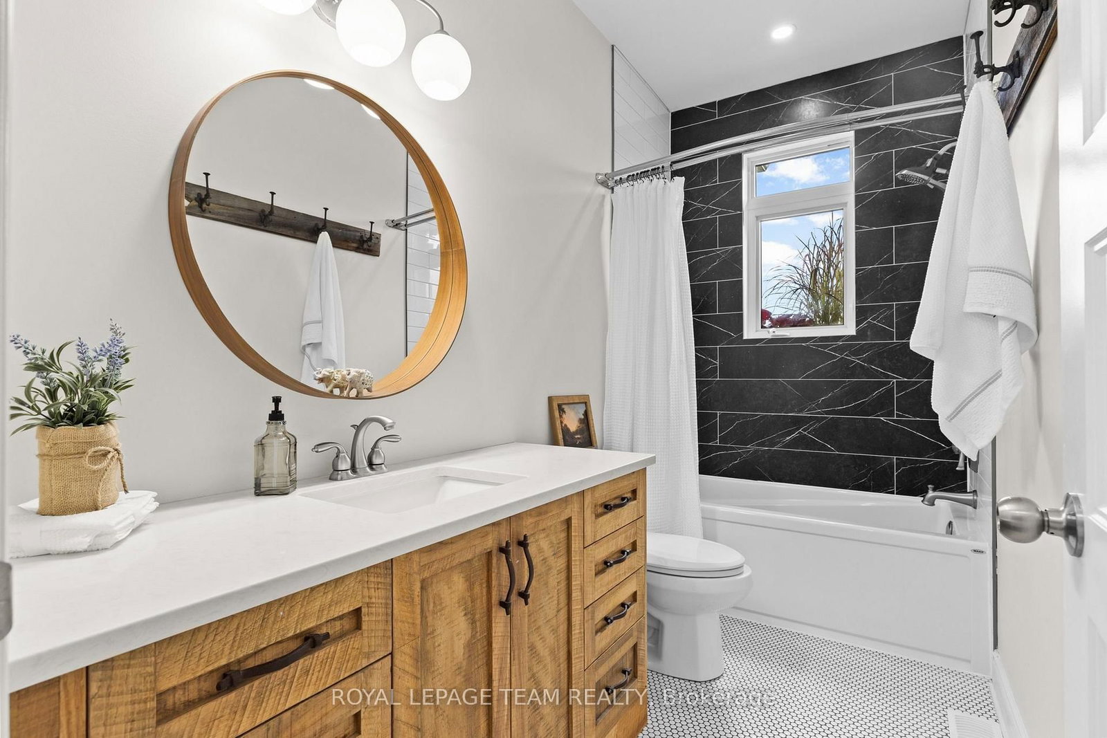 26 Synergy Way • Ottawa, ON photo 25