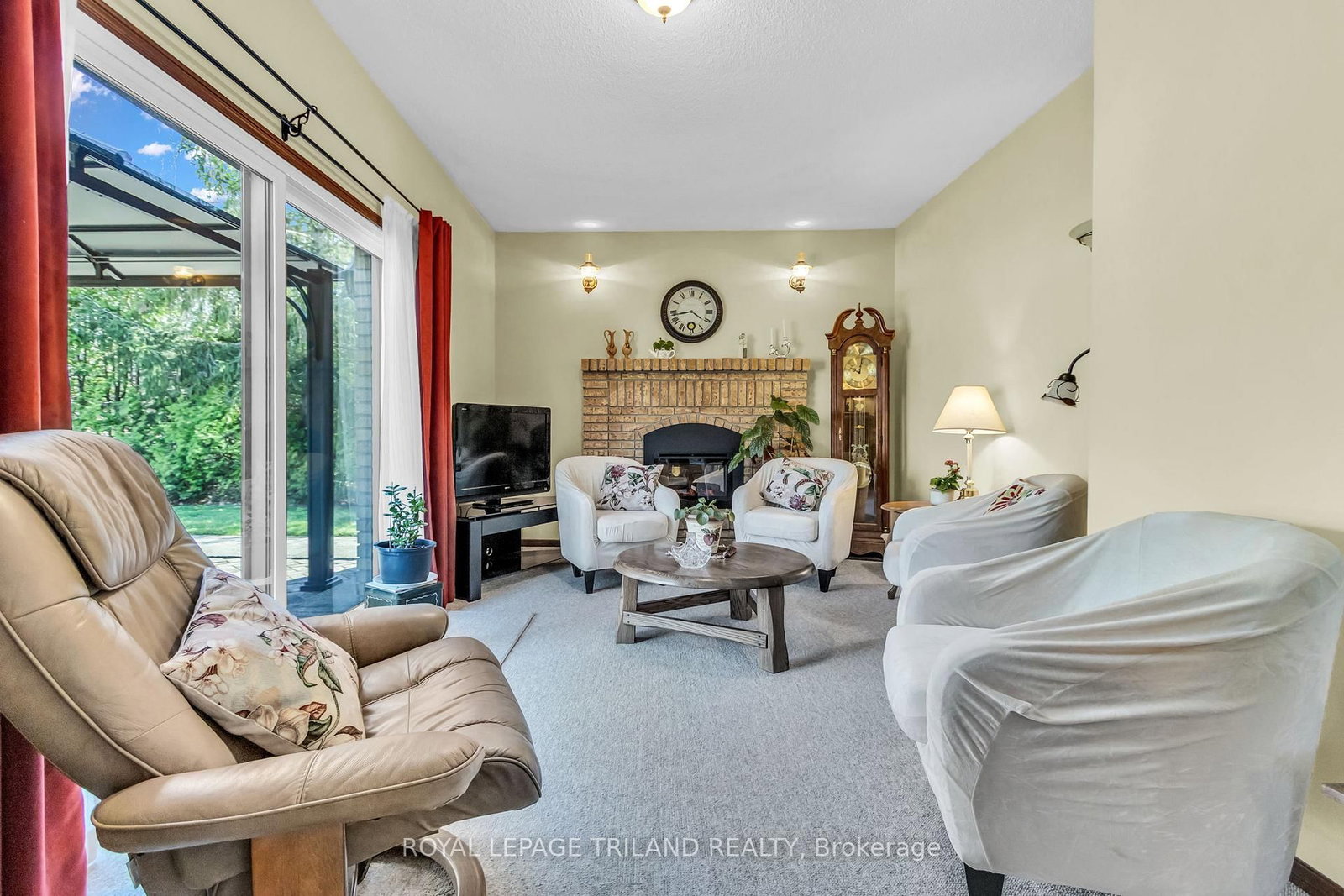5257 Cliff Road • Lambton Shores, ON photo 18