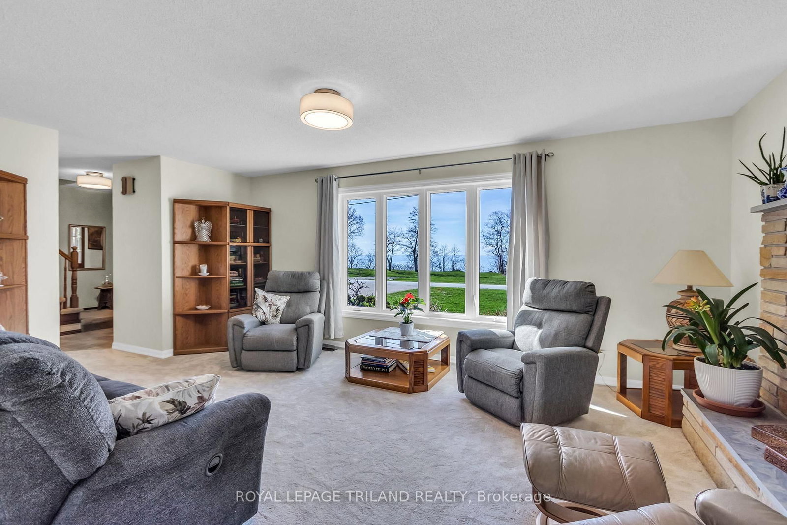 5257 Cliff Road • Lambton Shores, ON photo 24